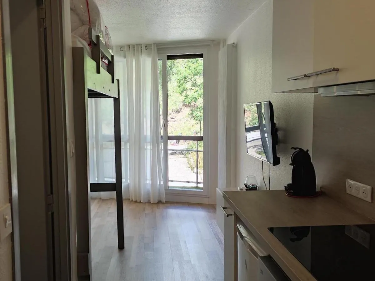 Studio Au Pied Des Pistes Avec Parking - 4 Pers, 20M², Villard-De-Lans - Fr-1-689-124